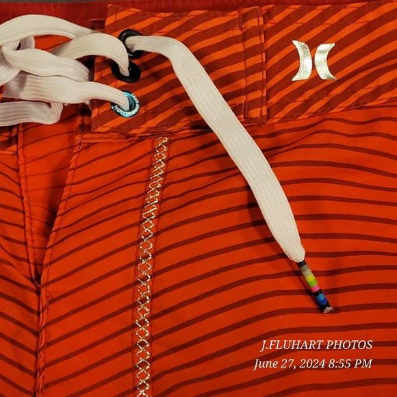 HURLEY PHANTOM USA OLYMPIC BOARD SHORTS UNMARKED SIZE FLAT MEASUREMENTS IN PHOTO - Picture 7 of 16